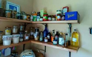 Containers on shelve