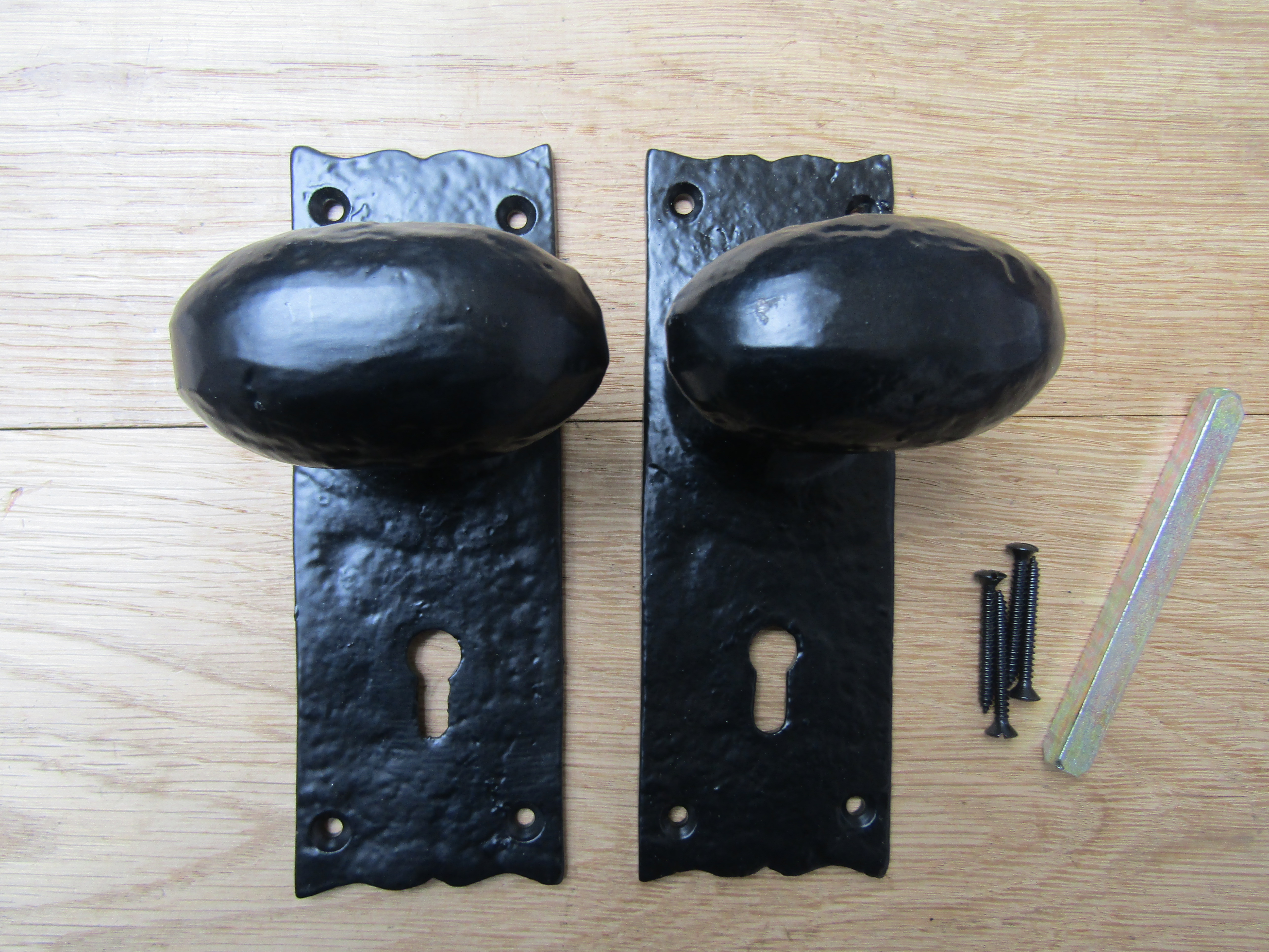 Oval Knob On Back Plate Lock Handles Black Antique 
