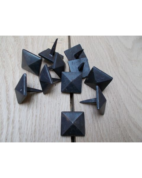Pack of 10 Diamond Door Studs Black Antique 20mm